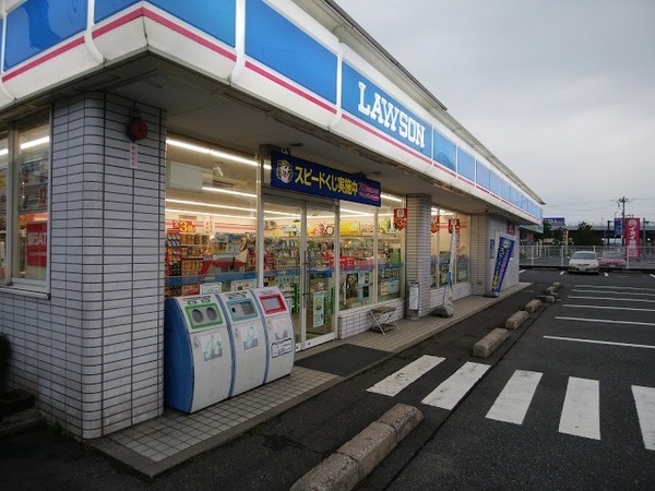 ハイツファミール(ローソン鳥取吉成店)