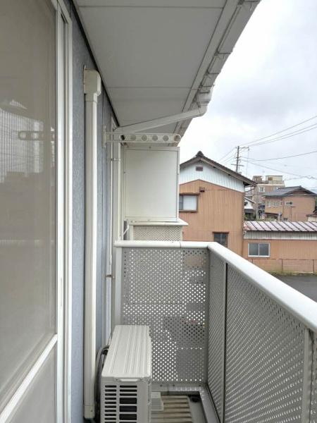 鳥取市津ノ井のアパート