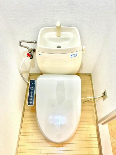 鳥取市津ノ井のアパート