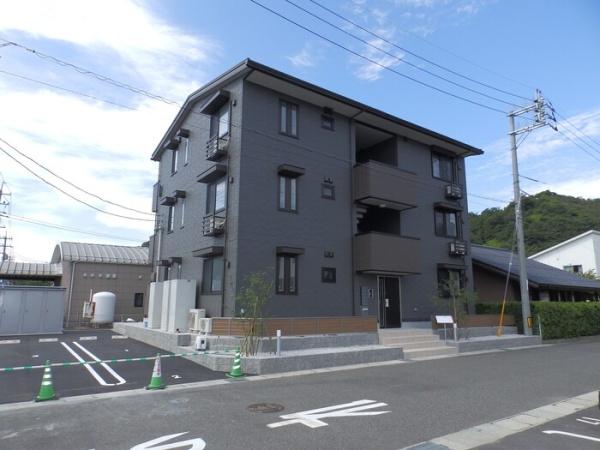 セントラルIWAMI