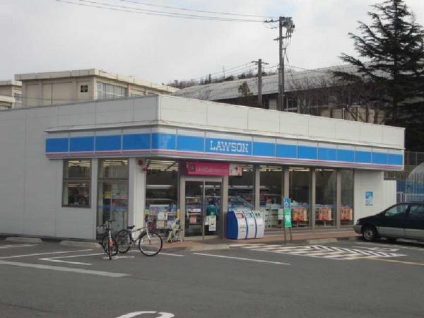 シュベール浜坂(ローソン鳥取浜坂団地入口店)