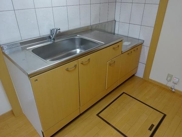 鳥取市国府町奥谷２丁目のアパート