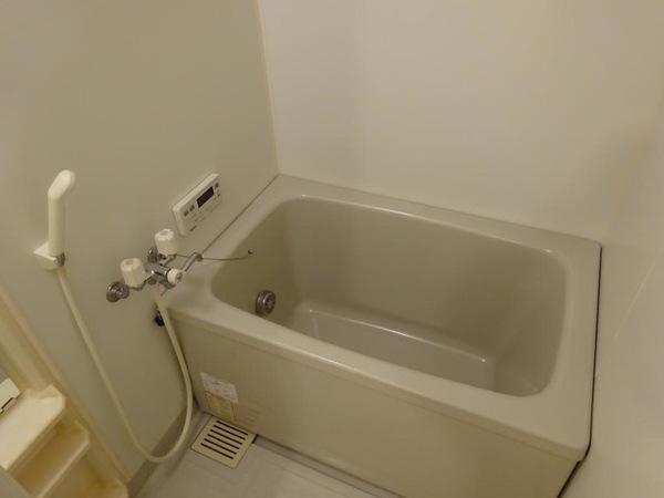 鳥取市国府町奥谷２丁目のアパート