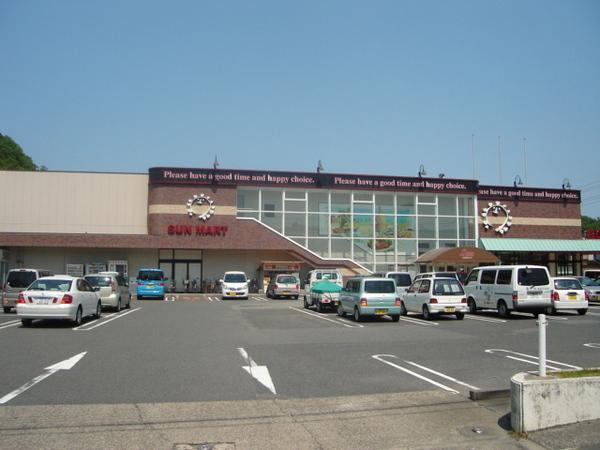 ハイツ丸山(サンマート北園店)