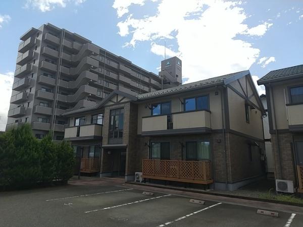 ロイヤルガーデンＢ棟