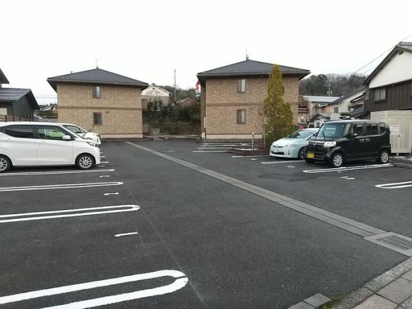 サリュー　ダムールB
