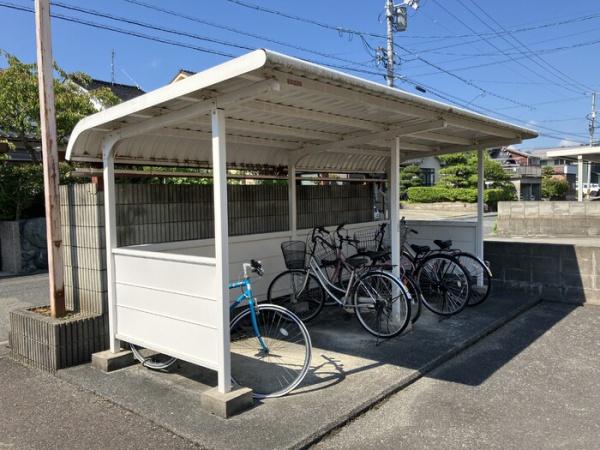 ハイツ万葉A棟