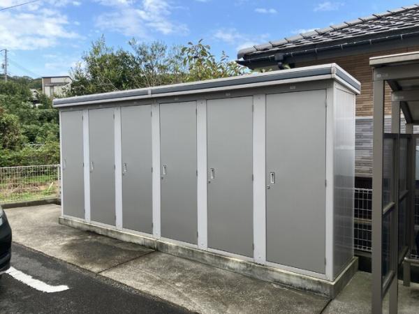 鳥取市浜坂３丁目のアパート