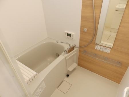 アゼリア旭田