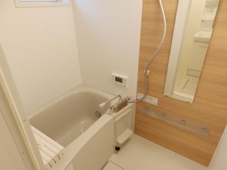 アゼリア旭田