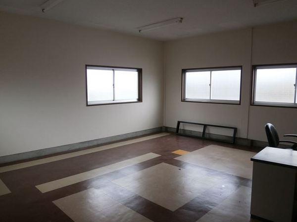 鳥取市賀露町西１丁目の店舗（建物一部）