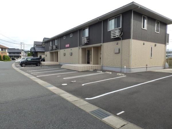 鳥取市桂木のアパート