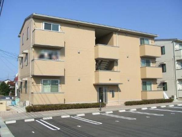 リビングタウン湖山A棟