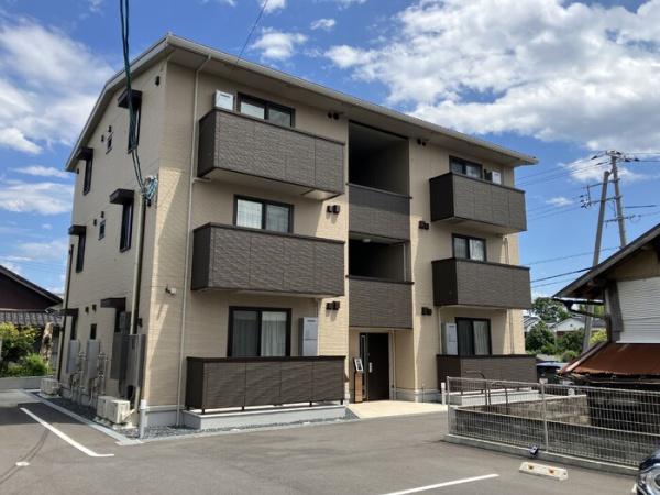 鳥取市吉成1丁目のアパート
