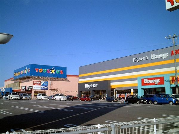 鳥取市江津のアパート(トリニティモール)