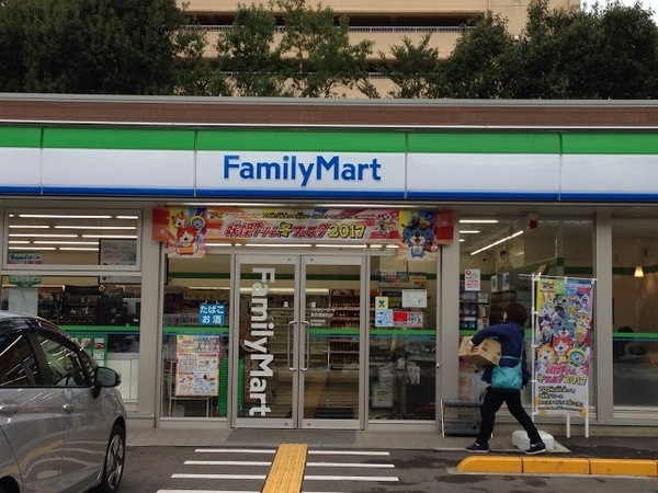 鳥取市吉方温泉１丁目のアパート(ファミリーマート末広温泉町店)