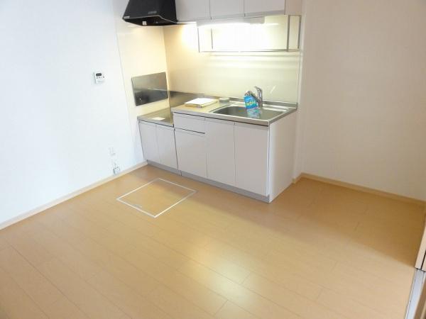 鳥取市秋里のアパート