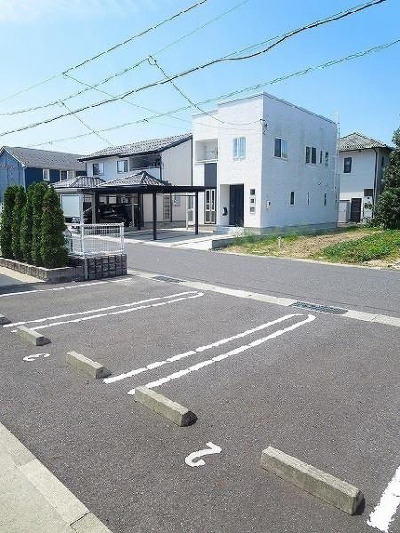鳥取市秋里のアパート
