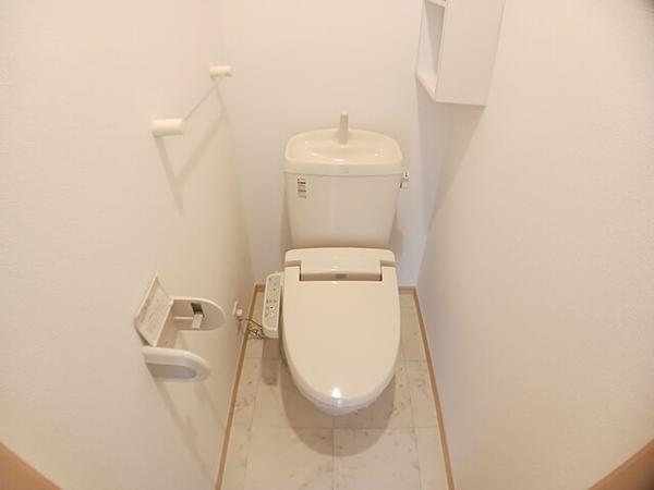 鳥取市秋里のアパート