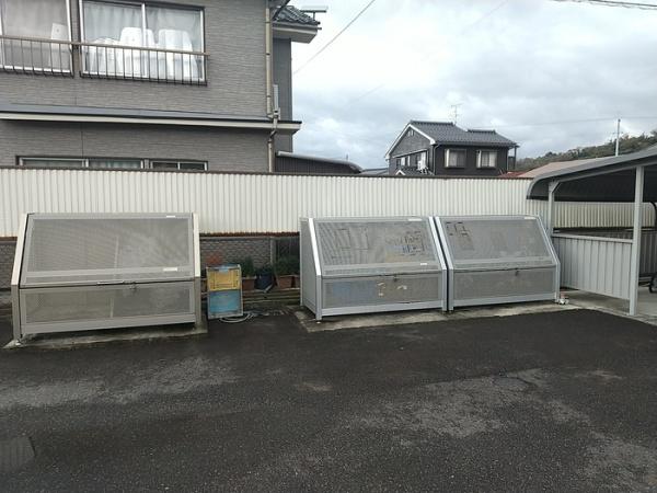 アゼリア福吉