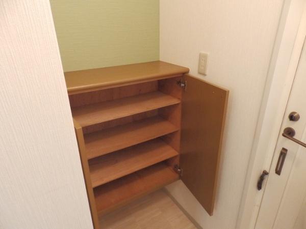 ハイツ万葉　A棟