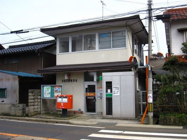 ハイツ万葉 A棟(鳥取岩倉郵便局)