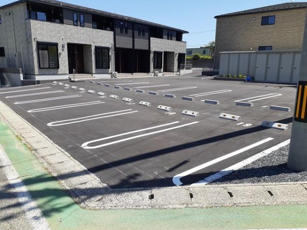 鳥取市気高町新町１丁目のアパート