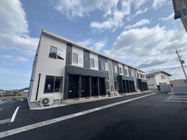 倉吉市福守町のアパート