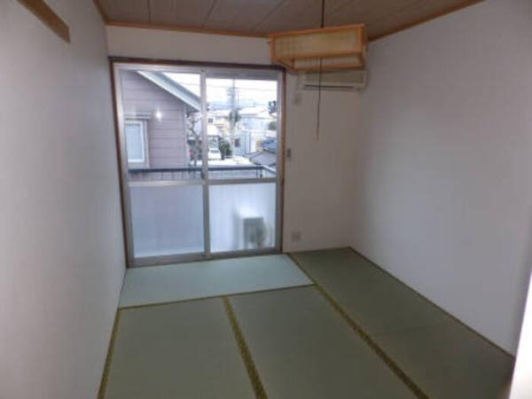 ハイツ　オーク　A棟