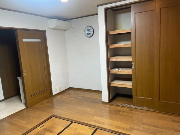 京都市下京区松原通烏丸東入因幡堂町の貸家