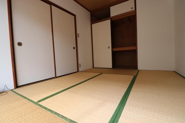イシイハイツ