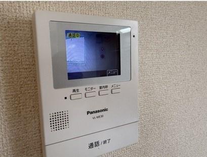 TフラットB