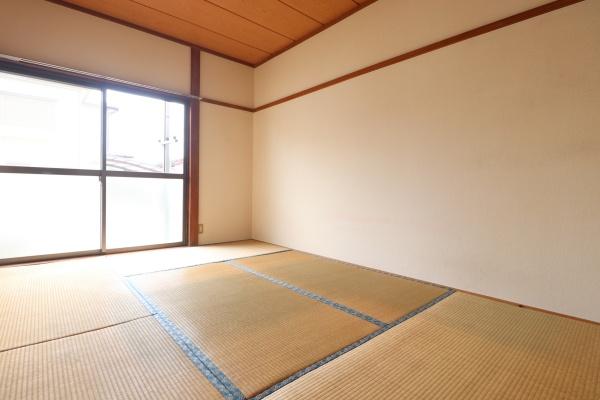ハイツ反橋