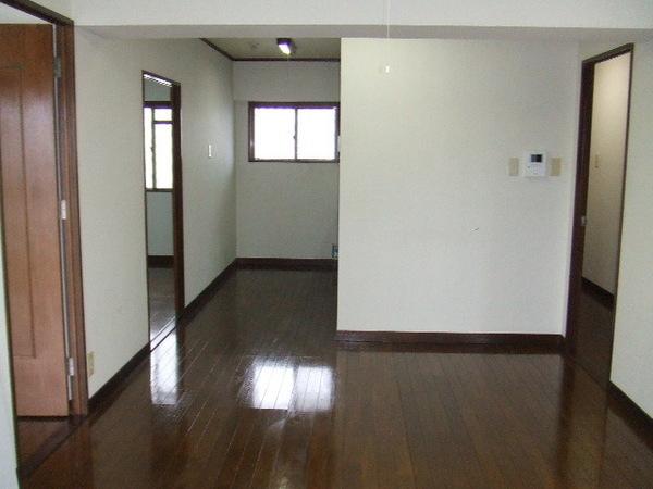 大分市下郡東１丁目のマンション