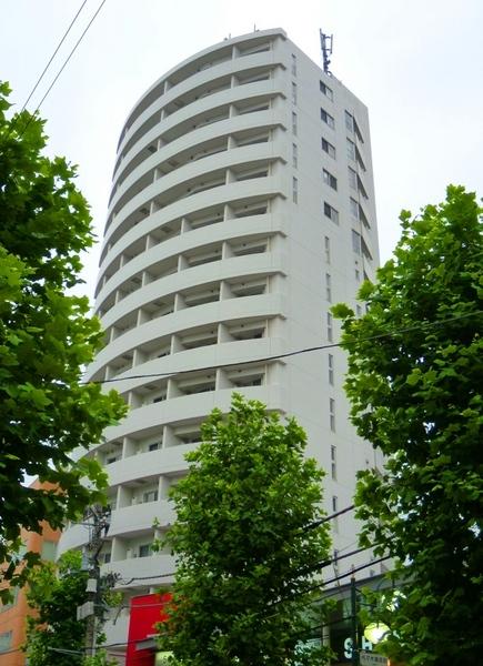 渋谷区代々木１丁目のマンション