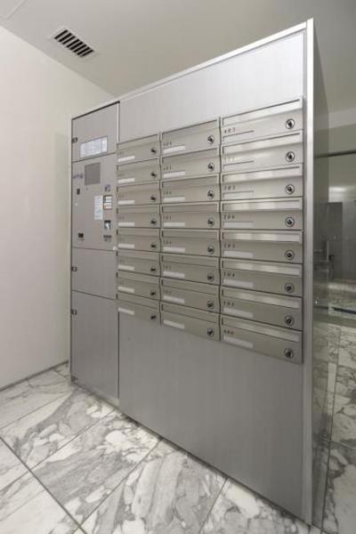 港区西麻布４丁目のマンション