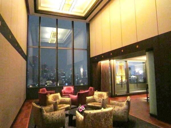 港区三田１丁目のマンション