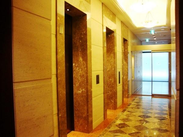 港区南青山２丁目のマンション