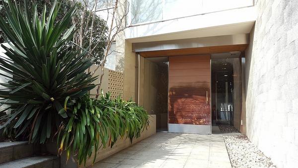 渋谷区神宮前３丁目のマンション