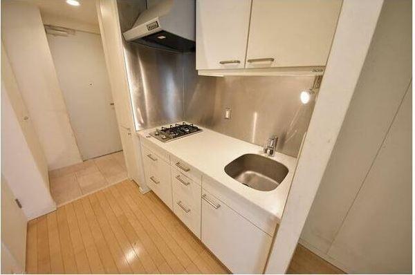 渋谷区神宮前３丁目のマンション