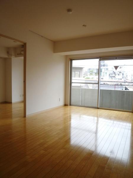 渋谷区広尾３丁目のマンション