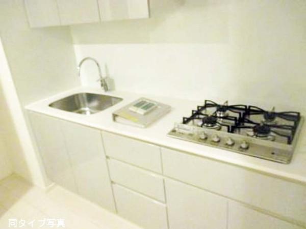 港区六本木５丁目のマンション
