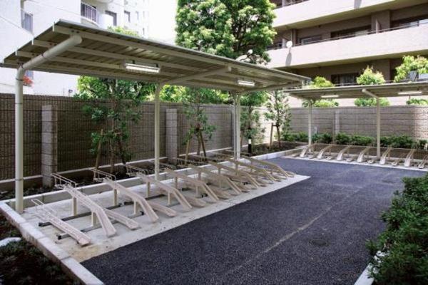 港区三田５丁目のマンション
