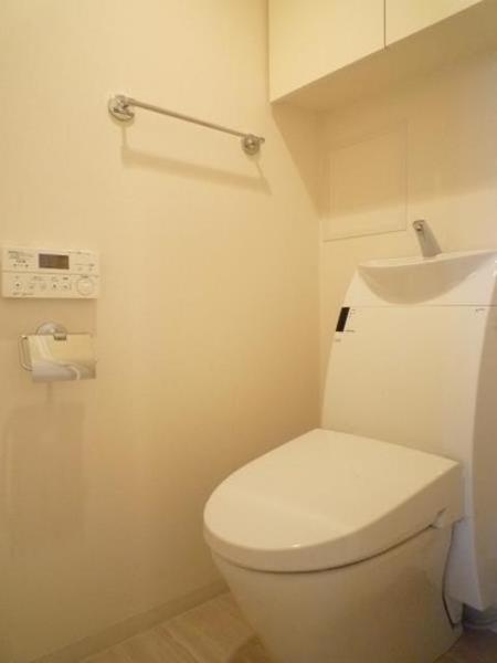 港区三田５丁目のマンション