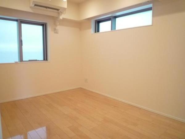 港区三田５丁目のマンション