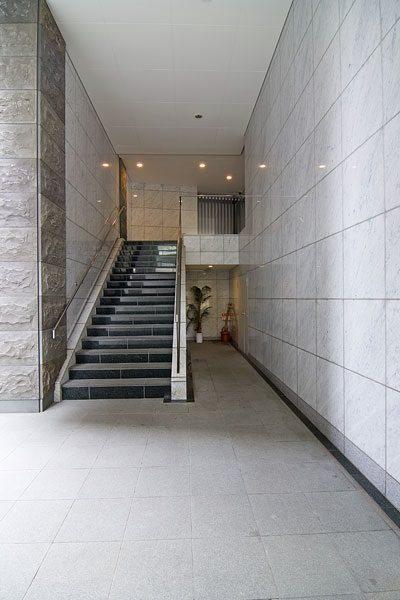 港区赤坂９丁目のマンション