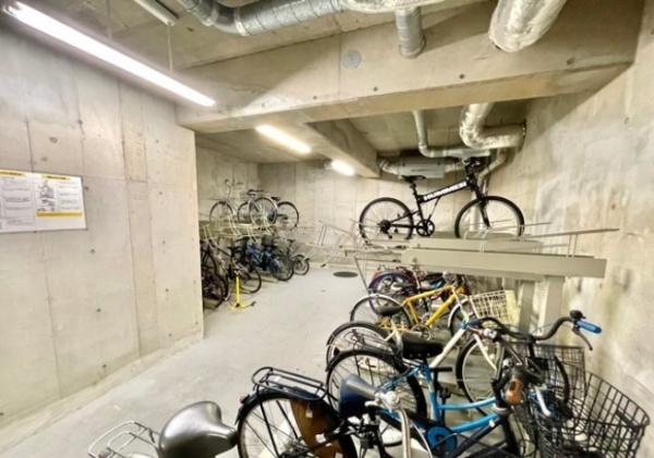 港区赤坂９丁目のマンション