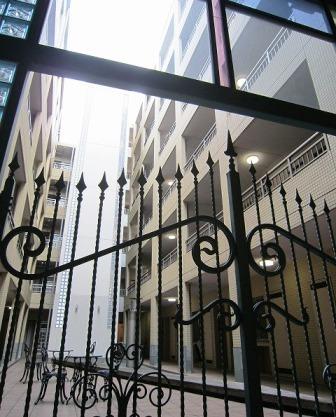 港区赤坂６丁目のマンション