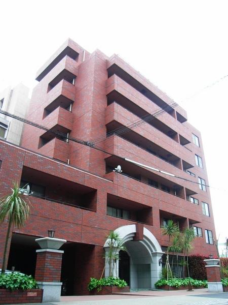 THE　AZABUDAI　TOWER