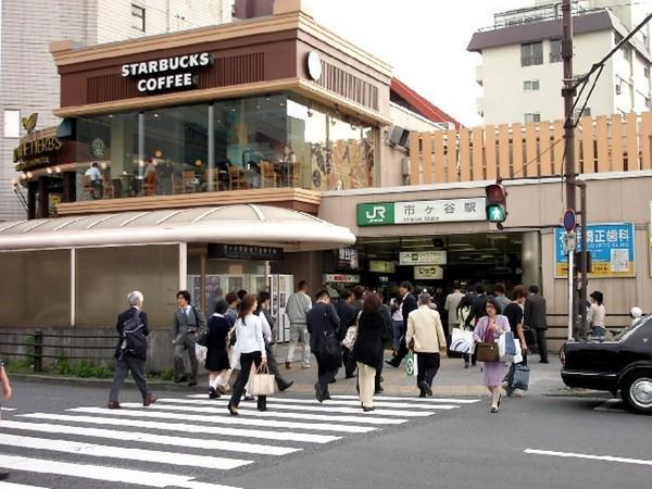 新宿区四谷坂町のマンション